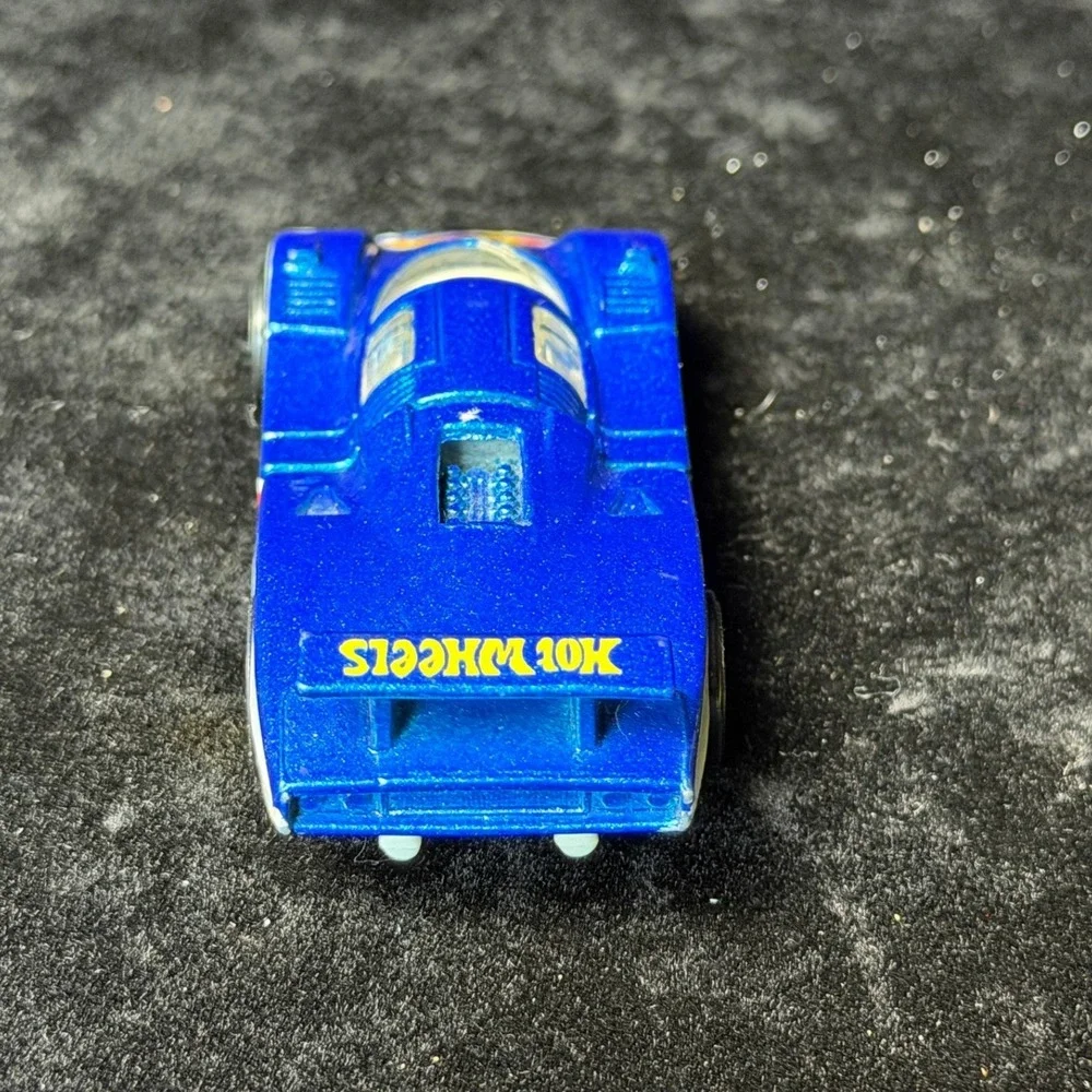 Hot Wheels Sol-Aire CX4: Blue Metalflake, 1983 Mattel, Vintage 1:64 Diecast
